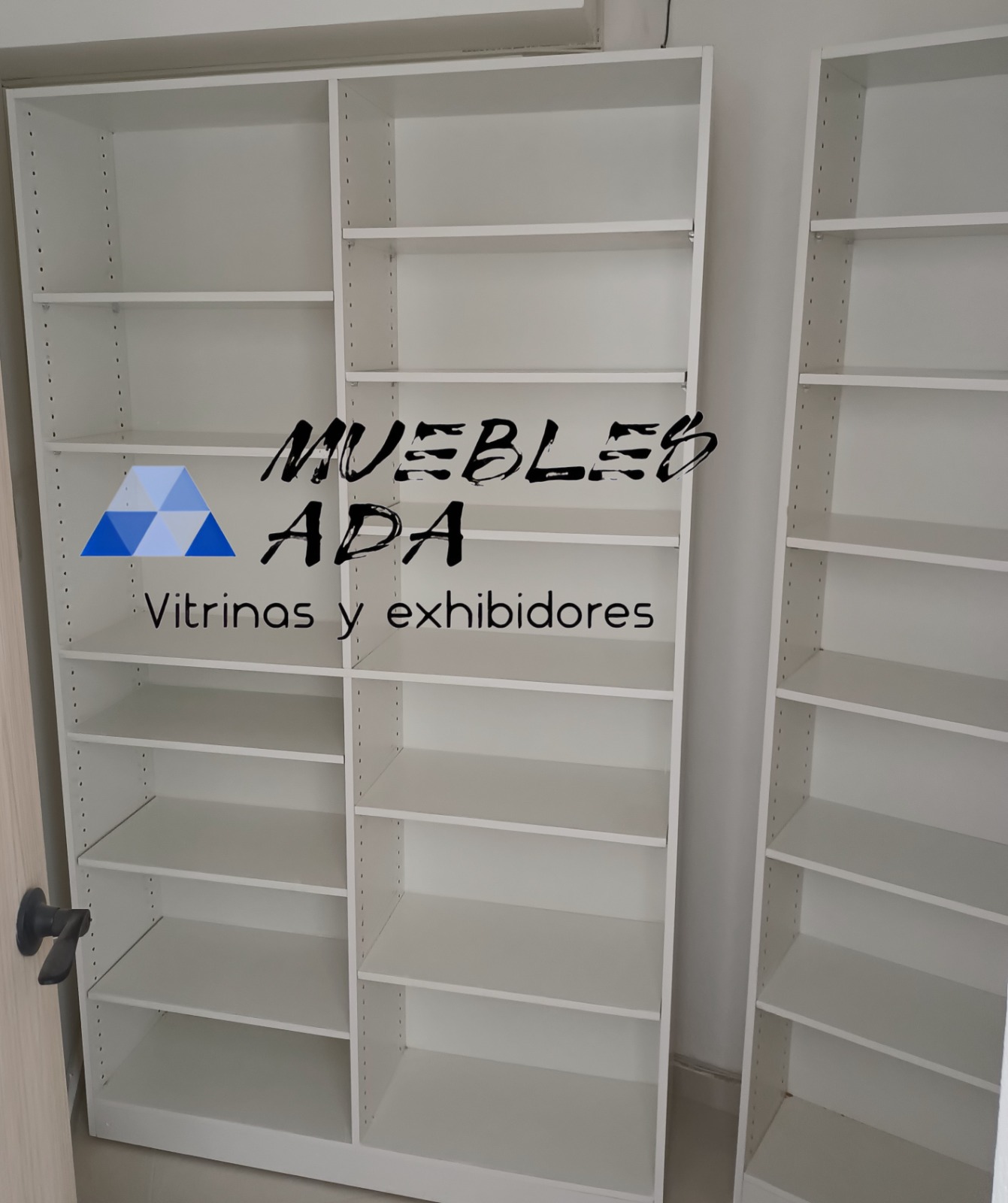 Librero / Estante con Entrepaños Móviles Para Oficinas